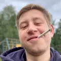 Я Максим, 23, из Первоуральска, ищу знакомства без обязательств