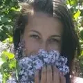 Анюта из Саратова, ищу на сайте постоянные отношения