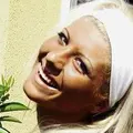 Я Алина, 18, из Бугуруслана, ищу знакомство для постоянных отношений