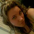 Я Снежана, 21, из Старопетровского, ищу знакомство для постоянных отношений