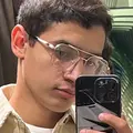 Алик из Бежецка, мне 18, познакомлюсь для на одну ночь