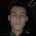 Я Денис, 18, из Сургута, ищу знакомство для секса на одну ночь