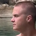 Я Тоха, 24, знакомлюсь для без обязательств в Санкт-Петербурге
