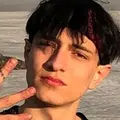 Я Владислав, 19, знакомлюсь для без обязательств в Санкт-Петербурге