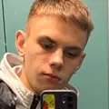 Дмитрий из Москвы, мне 19, познакомлюсь для постоянных отношений