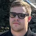 Я Игорь, 26, из Омска, ищу знакомство для секса на одну ночь