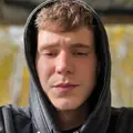 Я Владислав, 19, знакомлюсь для без обязательств в Лангепасе
