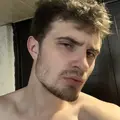 Vitalik из Иванова, мне 21, познакомлюсь для на одну ночь