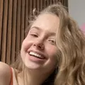 Я Анюта, 24, знакомлюсь для на одну ночь в Париже