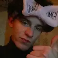 Я Владимир, 18, знакомлюсь для без обязательств в Москве
