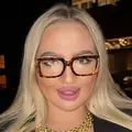Я Элина, 26, знакомлюсь для дружбы в Москве