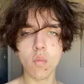 Я Азамат, 19, из Набережных Челнов, ищу знакомство для вирта