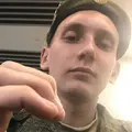 Я Артем, 20, знакомлюсь для открытые отношения в Миассе