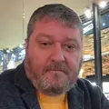 Я Макс, 45, знакомлюсь для открытые отношения в Москве