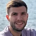 Я Александр, 32, из Москвы, ищу знакомство для приятного времяпровождения