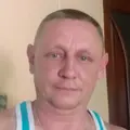 Я Александр, 45, из Новоуральска, ищу знакомства на одну ночь