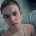 Я Тоха, 21, из Архангельска, ищу знакомство для постоянных отношений
