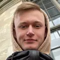 Артур из Сланцев, ищу на сайте секс на одну ночь