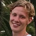 Я Лёня, 24, из Волгограда, ищу знакомство для приятного времяпровождения