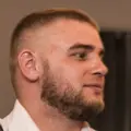 Я Валентин, 31, из Тюмени, ищу знакомство для постоянных отношений