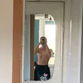 Я Ростислав, 19, из Тосно, ищу знакомства без обязательств