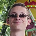 Я Александр, 21, из Сергиева Посада, ищу знакомства на одну ночь