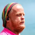 Артур из Сак, мне 52, познакомлюсь для постоянных отношений