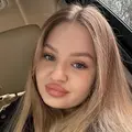Софья из Москвы, ищу на сайте общение