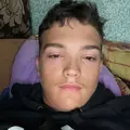 Я Максим, 19, из Ливен, ищу знакомство для приятного времяпровождения
