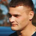 Евгений из Артема, ищу на сайте регулярный секс