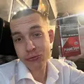 Я Артём, 19, знакомлюсь для регулярного секса в Шахтах