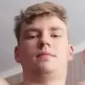 Я Александр, 19, из Тихвина, ищу знакомство для регулярного секса
