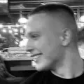 Я Глеб, 22, из Нового Уренгоя, ищу знакомства без обязательств