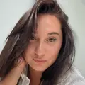 Я Яна, 27, знакомлюсь для общения в Омске