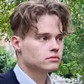 Алексей из Санкт-Петербурга, мне 20, познакомлюсь для приятного времяпровождения