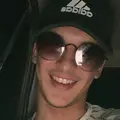 Я Александр, 25, из Ростова-на-Дону, ищу знакомство для приятного времяпровождения