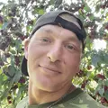 Денис из Топков, мне 32, познакомлюсь для дружбы