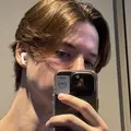 Я Виктор, 21, из Тольятти, ищу знакомство для совместных путешествий