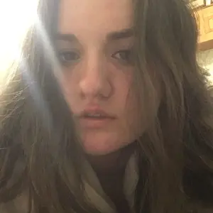 Карина из Ялты, ищу на сайте секс на одну ночь