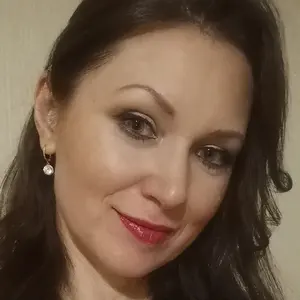 Лорена из Симферополя, ищу на сайте общение