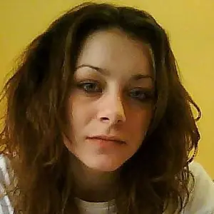Я Яна, 21, из Сатиса, ищу знакомство для общения
