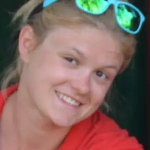 Я Виктория, 23, знакомлюсь для постоянных отношений в Сарнах