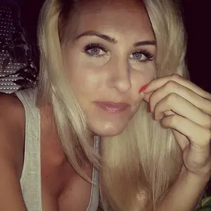 Я Елена, 26, знакомлюсь для виртуального секса в Яхроме