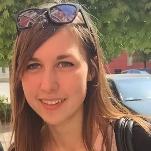 Я Яна, 18, из Каменки, ищу знакомство для общения