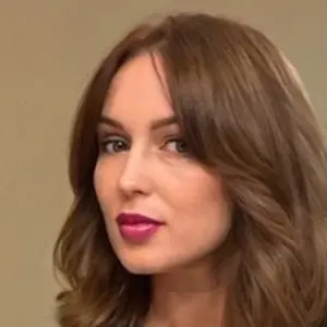 Оксана из Санкт-Петербурга, ищу на сайте знакомства без обязательств