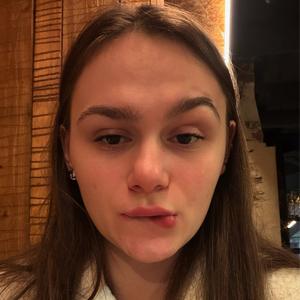 Я Анастасия, 22, знакомлюсь без обязательств в Омске