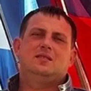 Я Анатолий, 35, из Санкт-Петербурга, ищу знакомство для постоянных отношений