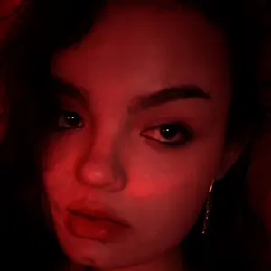 Ксения из Екатеринбурга, ищу на сайте знакомства на одну ночь