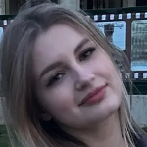 Лиза из Иванова, мне 19, познакомлюсь для общения