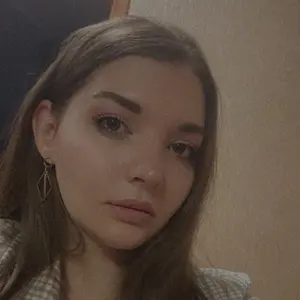 Дарья из Луховиц, мне 20, познакомлюсь для виртуального секса